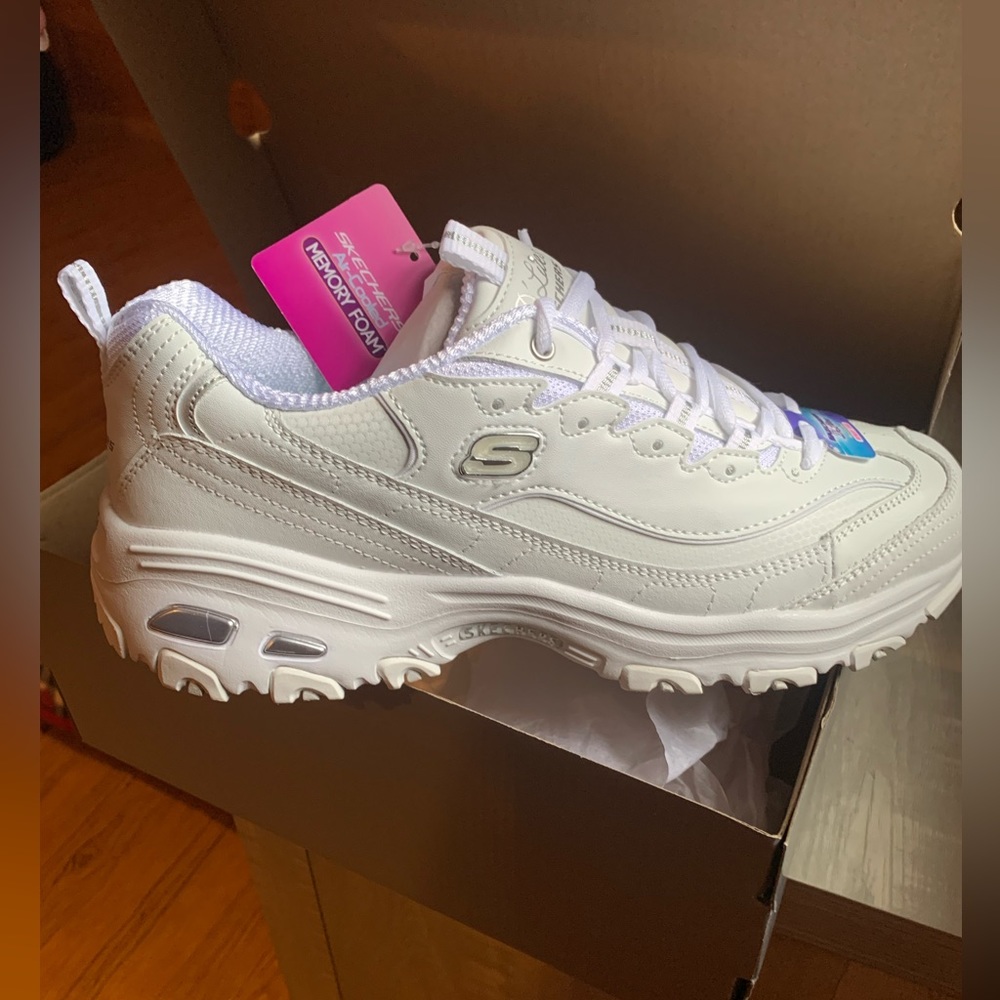 Skechers D’Lites NEW